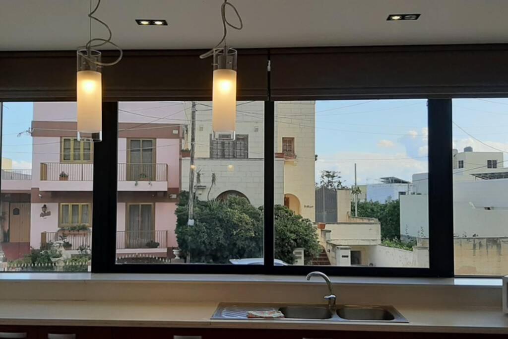 Joecen Apartment Marsaskala Exterior foto